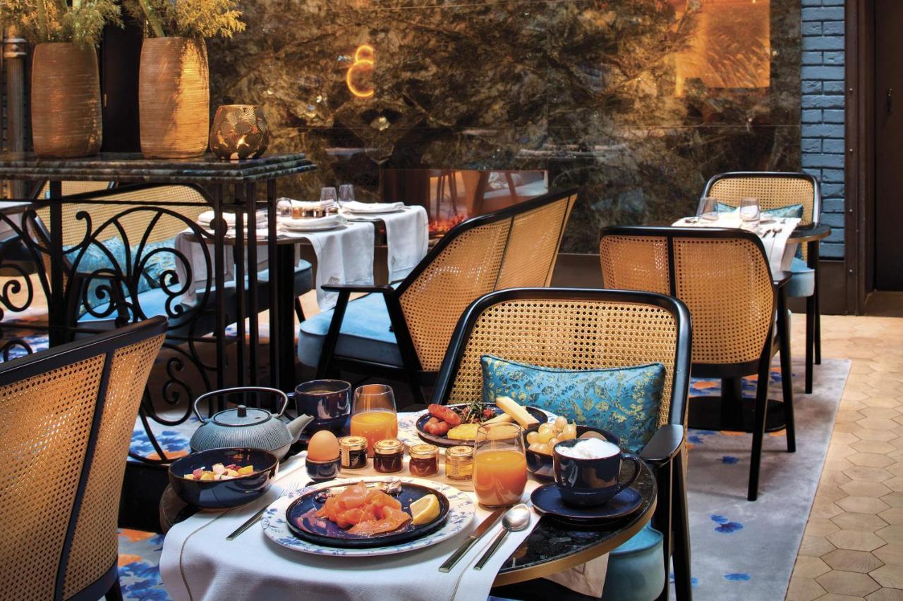 Hotel La Demeure Montaigne Parigi