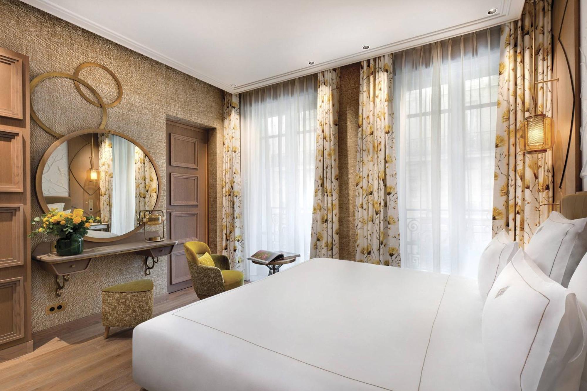 La Demeure Montaigne 5* Parigi