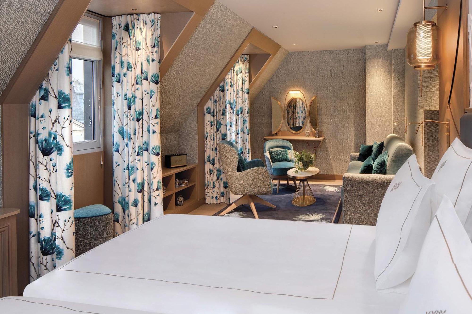 Hotel La Demeure Montaigne 5*