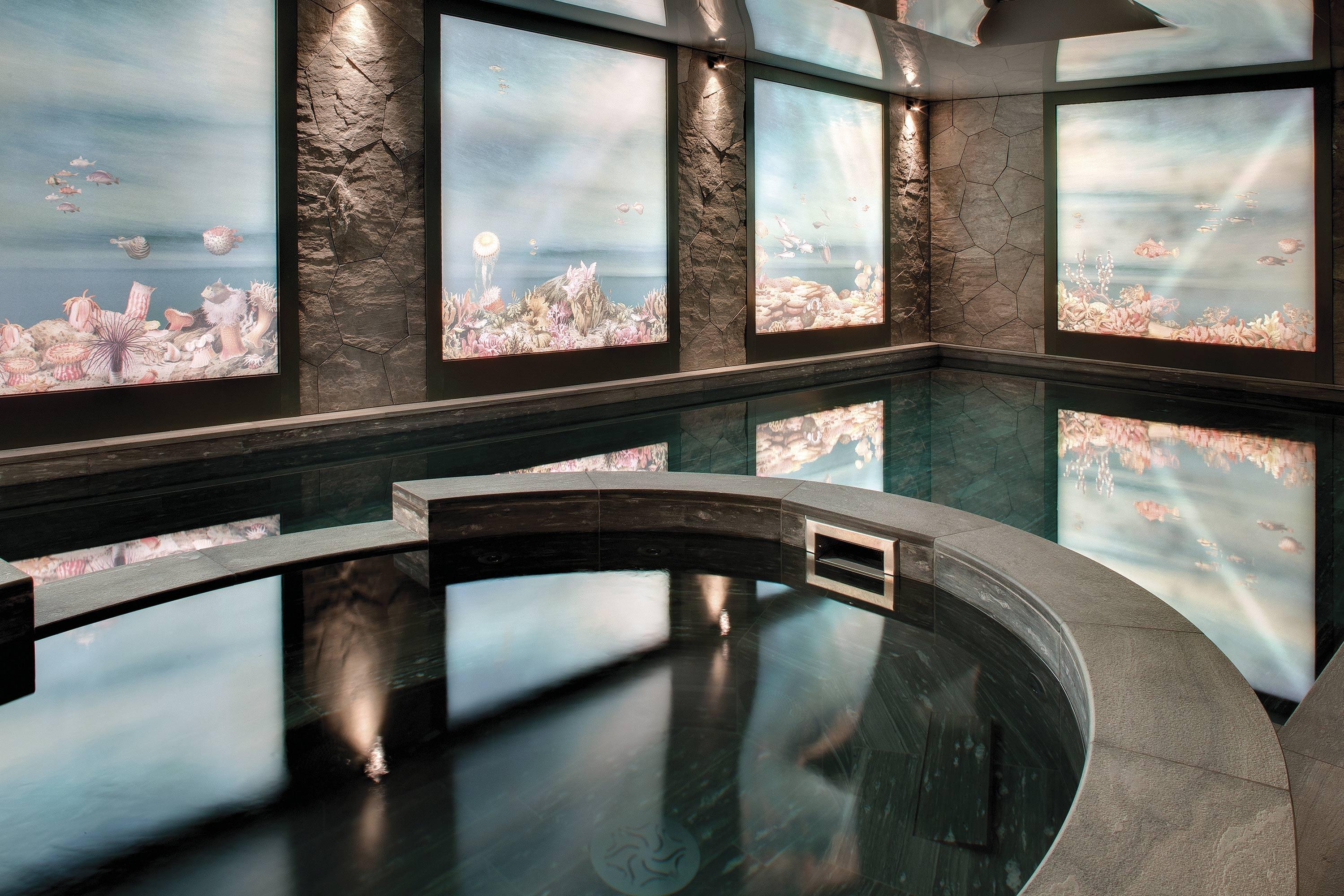 Hotel La Demeure Montaigne 5*