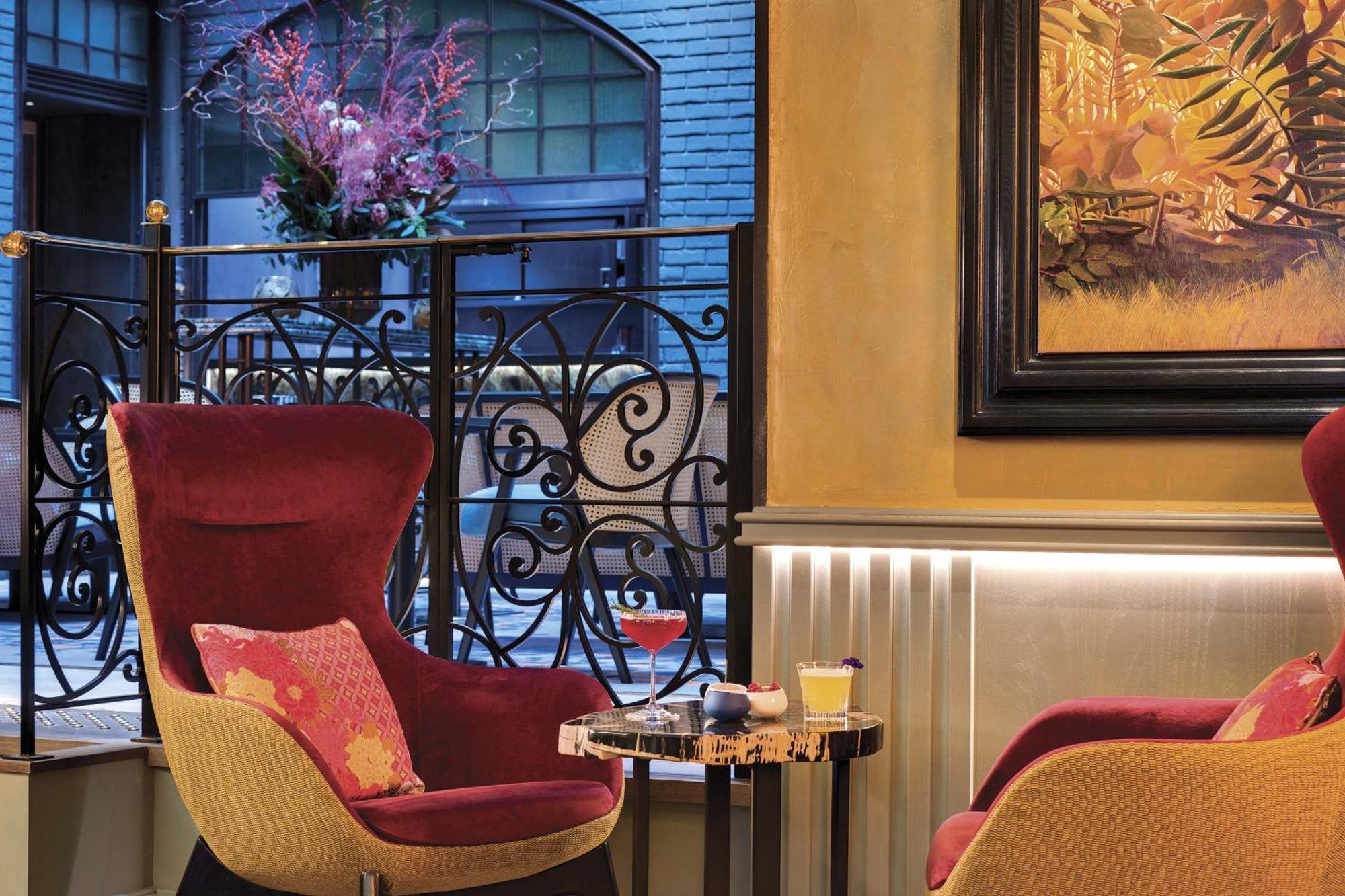 Hotel La Demeure Montaigne Parigi