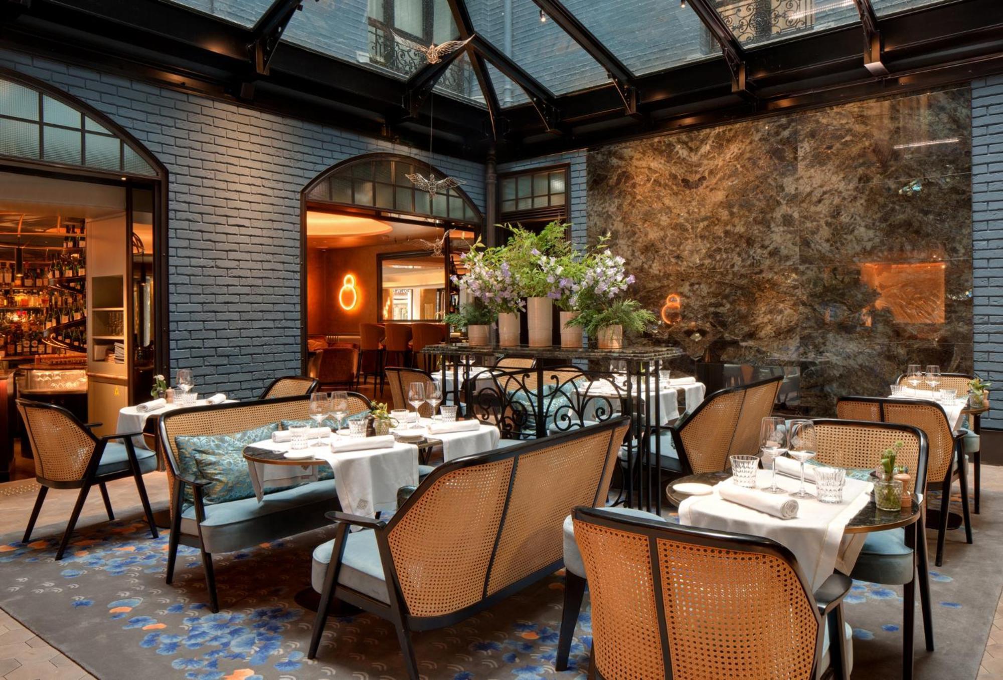 Hotel La Demeure Montaigne Parigi