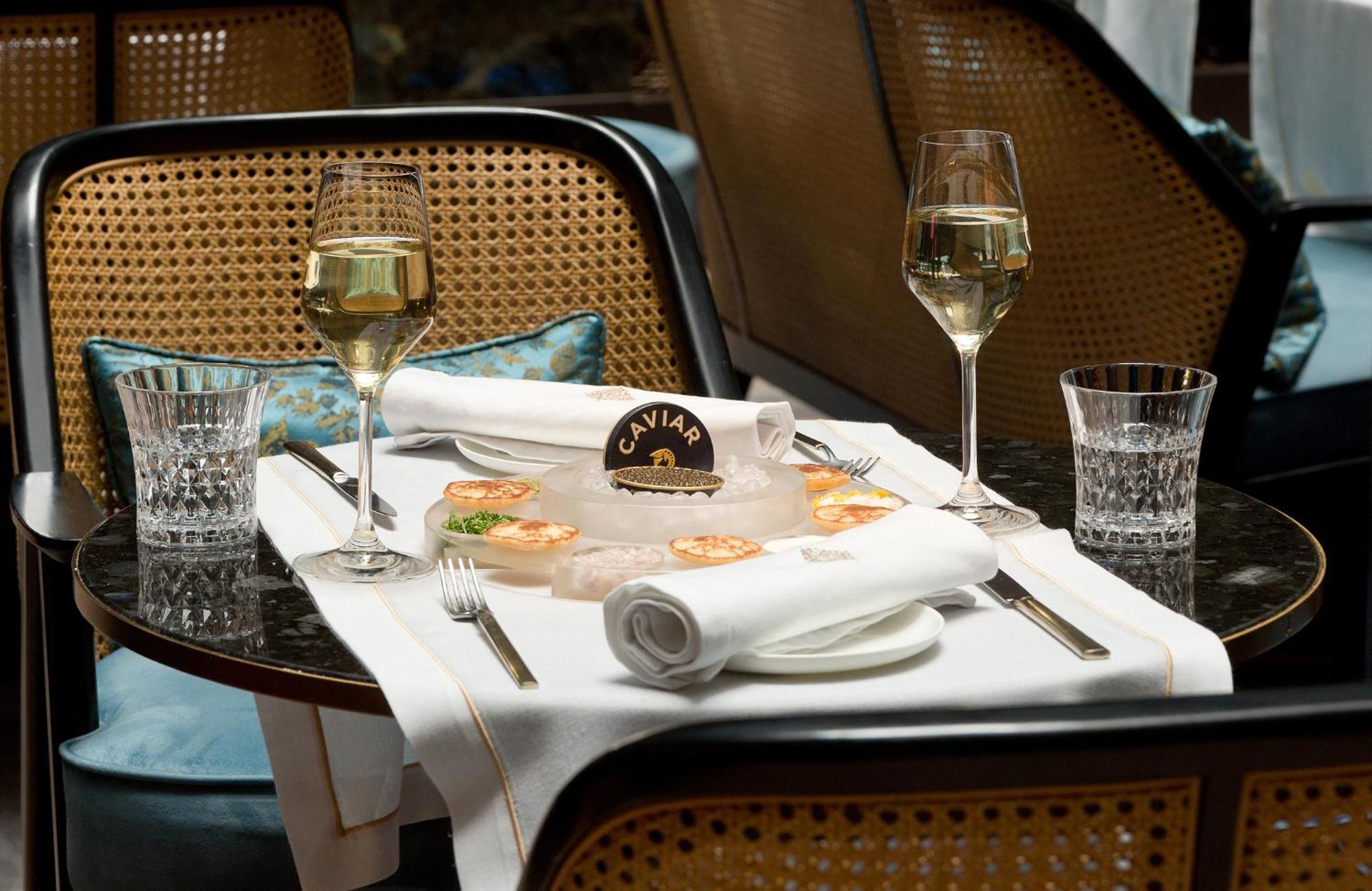 Hotel La Demeure Montaigne Parigi