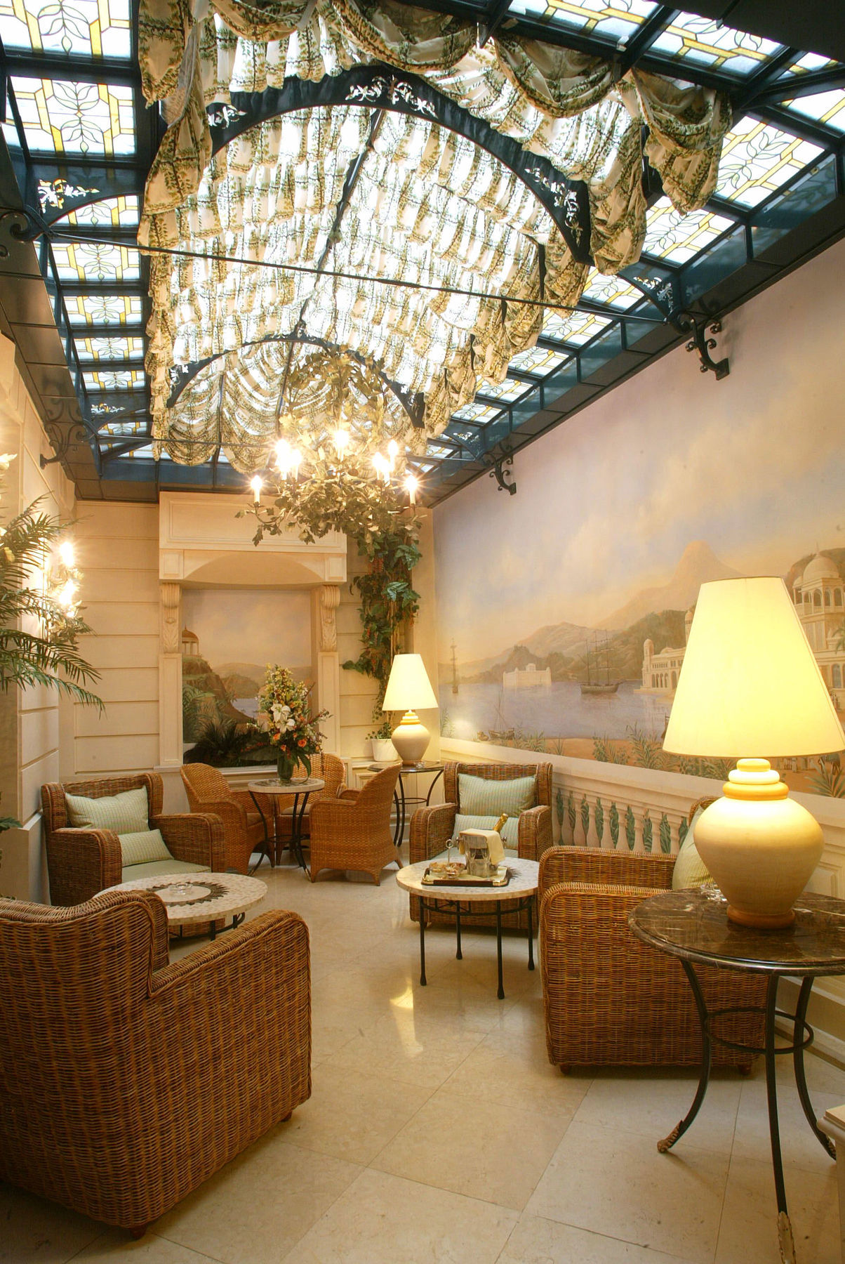 Hotel La Demeure Montaigne 5*
